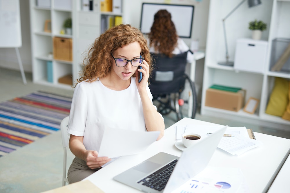 Externalisation de secrétariat : comment choisir le bon prestataire pour votre entreprise en croissance ?