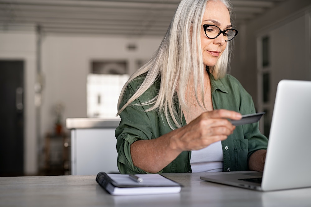 Astuces pour optimiser la gestion des paiements en ligne avec Cybermut et réduire les coûts pour votre entreprise