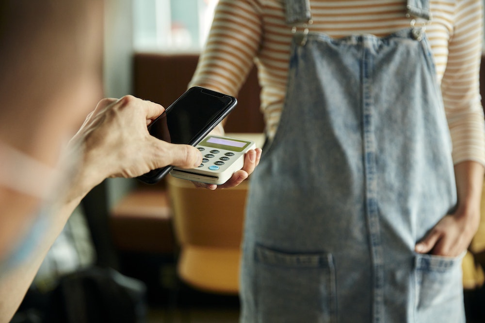 Comment bien gérer les impayés avec un service de recouvrement pour les entreprises de formation
