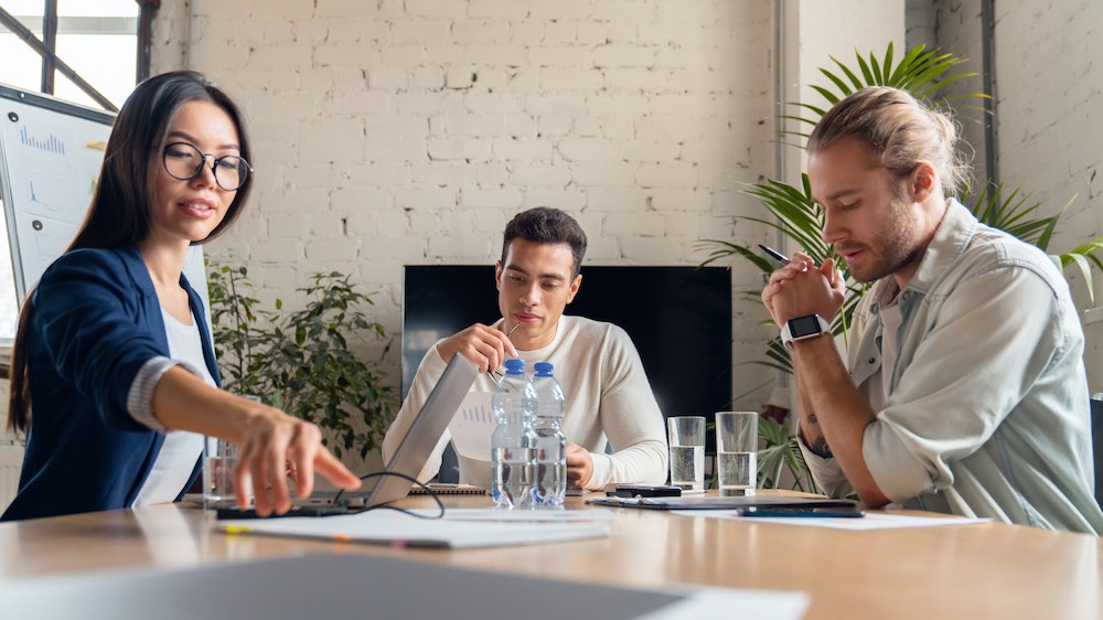 Cumuler les statuts de salarié et de micro-entrepreneur: une opportunité à saisir